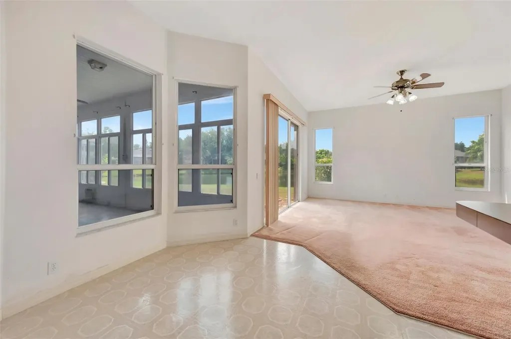 4206 73rd Terrace E Sarasota FL 34243