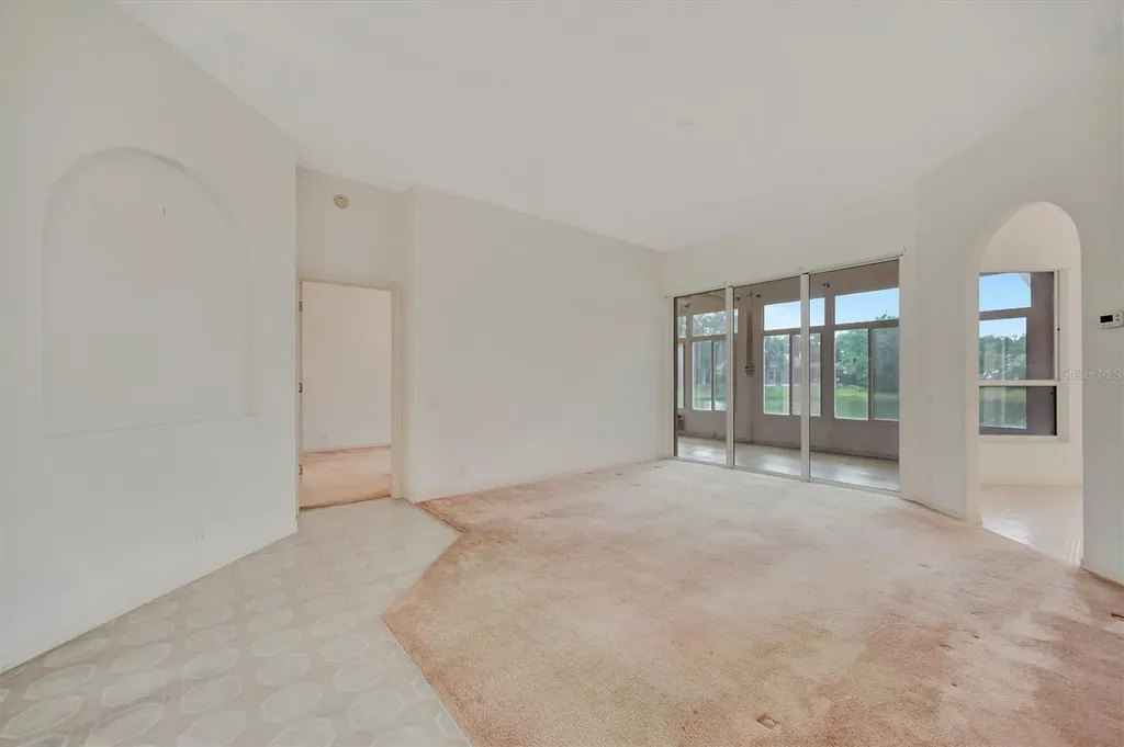 4206 73rd Terrace E Sarasota FL 34243