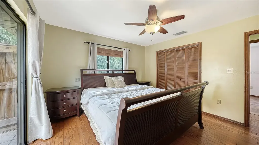 4842 Nutmeg Avenue Sarasota FL 34231