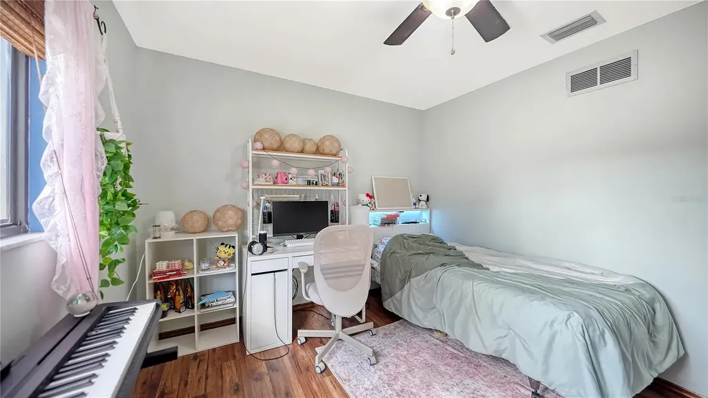 4842 Nutmeg Avenue Sarasota FL 34231