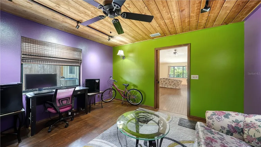4842 Nutmeg Avenue Sarasota FL 34231