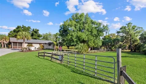 4842 Nutmeg Avenue Sarasota FL 34231