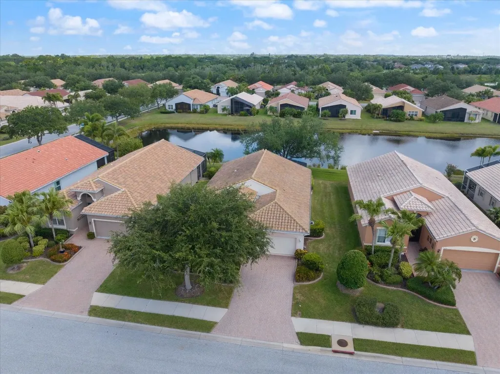 4211 64th Avenue E Sarasota FL 34243