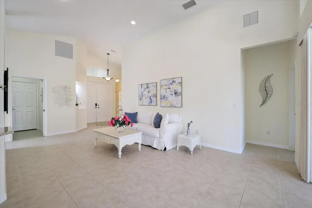 4211 64th Avenue E Sarasota FL 34243