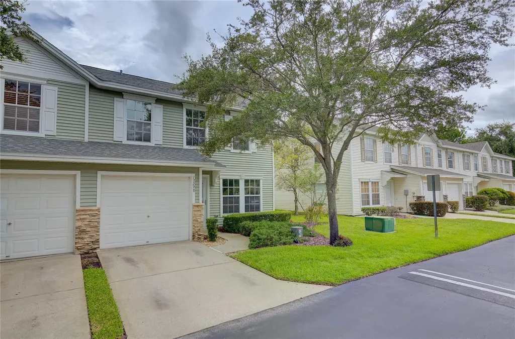 13298 Thoroughbred Loop Largo FL 33773