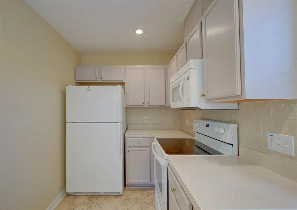 13298 Thoroughbred Loop Largo FL 33773