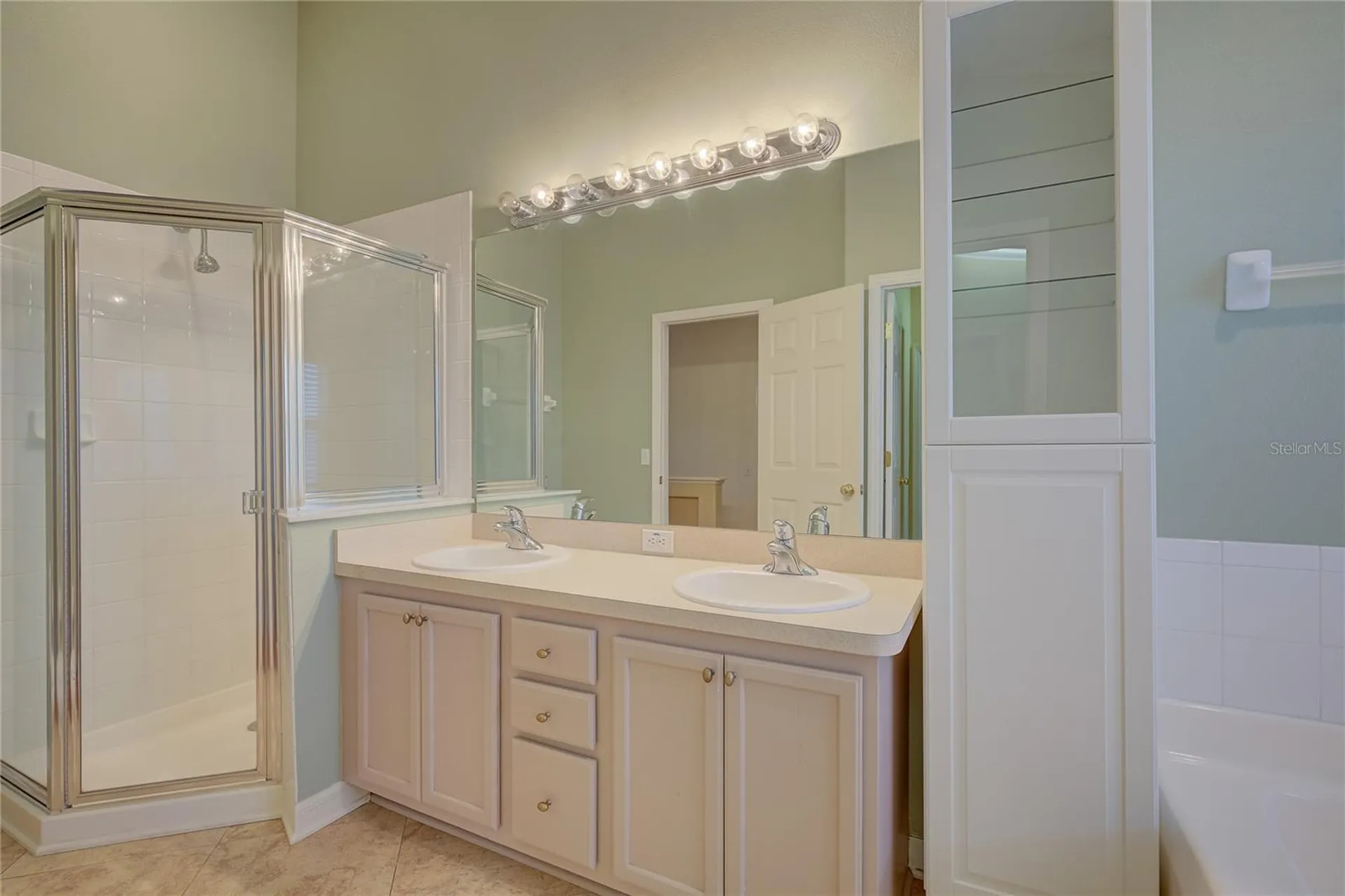 13298 Thoroughbred Loop Largo FL 33773