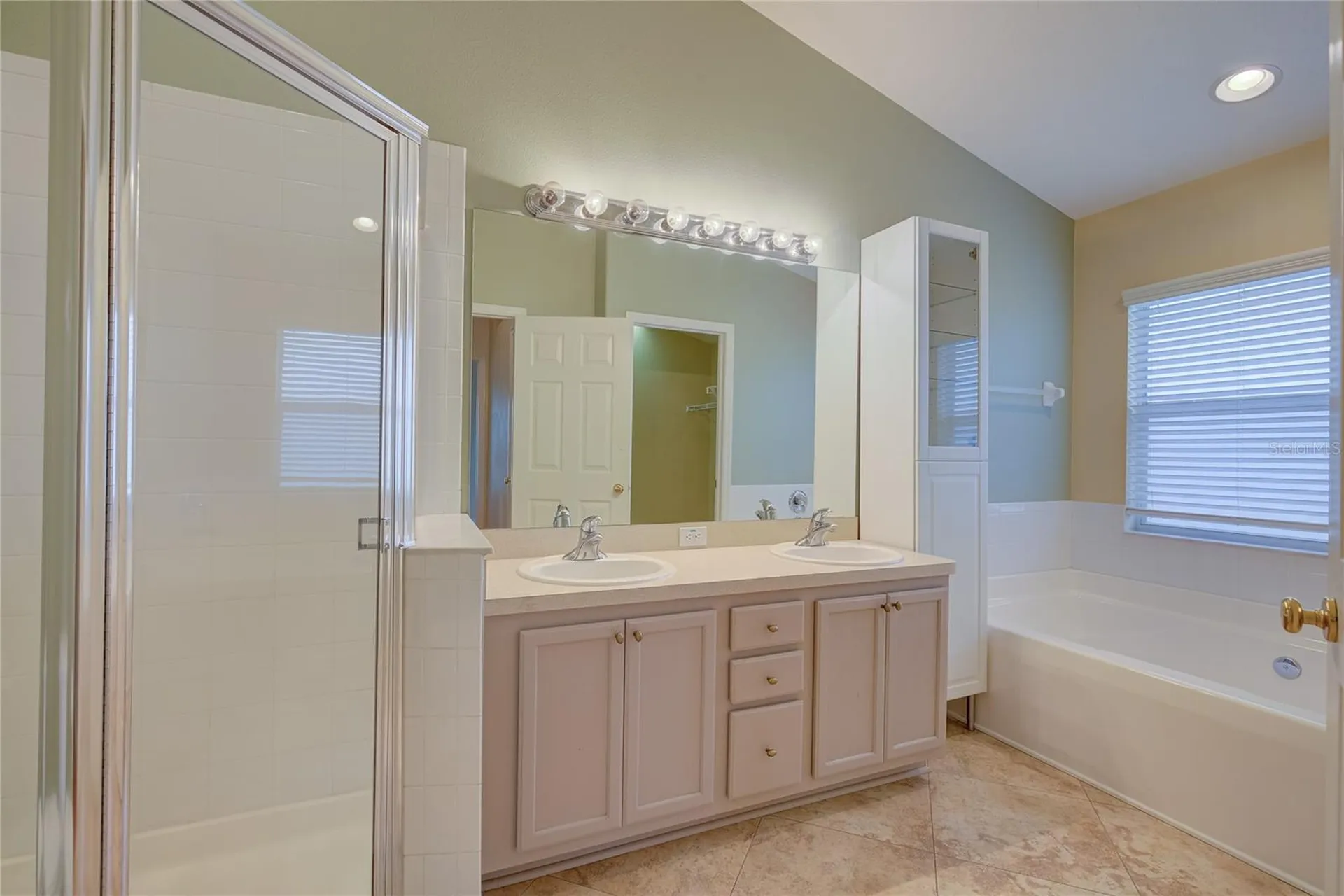 13298 Thoroughbred Loop Largo FL 33773