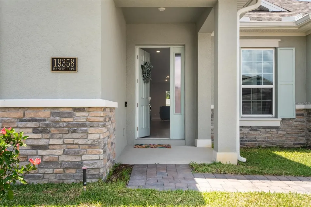 19358 Banfield Place Orlando FL 32827