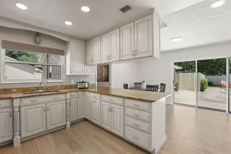 104 Valencia Loop Altamonte Springs FL 32714