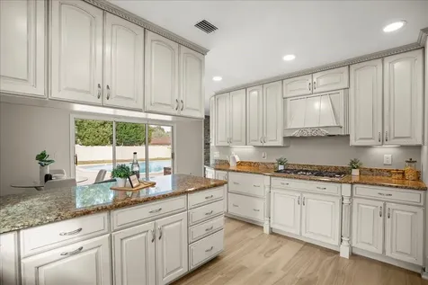 104 Valencia Loop Altamonte Springs FL 32714