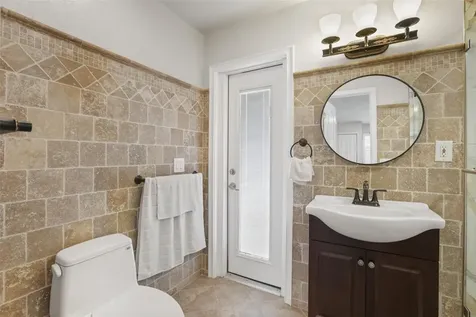 104 Valencia Loop Altamonte Springs FL 32714