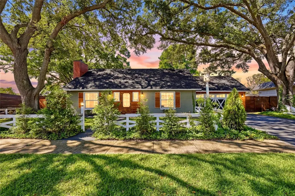 13512 Lake Magdalene Drive Tampa FL 33613