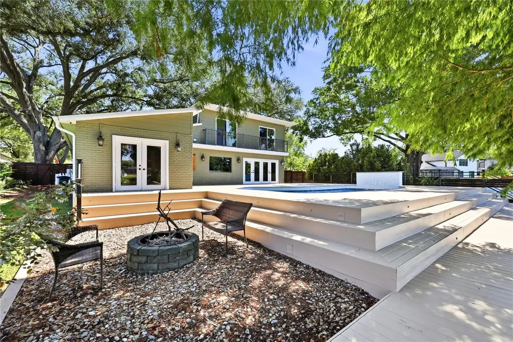 13512 Lake Magdalene Drive Tampa FL 33613