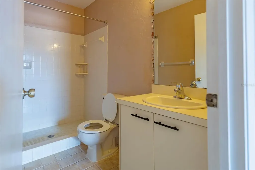 3774 59th Avenue W Bradenton FL 34210