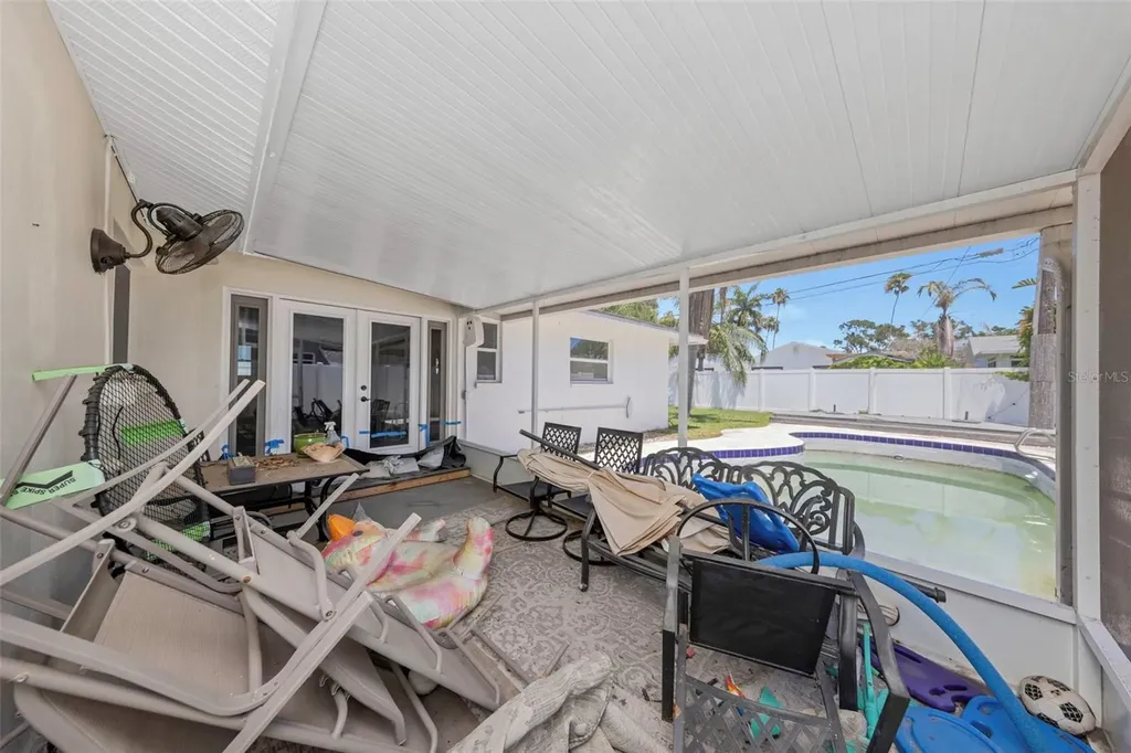 5701 Denver Street NE St Petersburg FL 33703