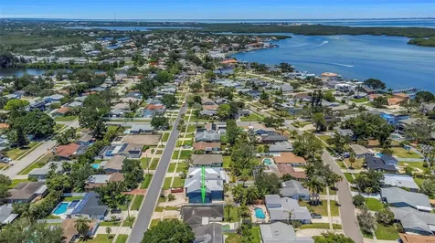5701 Denver Street NE St Petersburg FL 33703