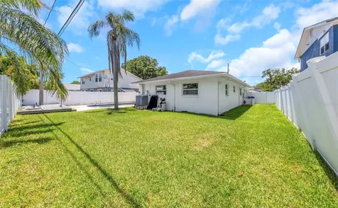 5701 Denver Street NE St Petersburg FL 33703