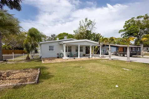 711 Bayshore Drive Tarpon Springs FL 34689