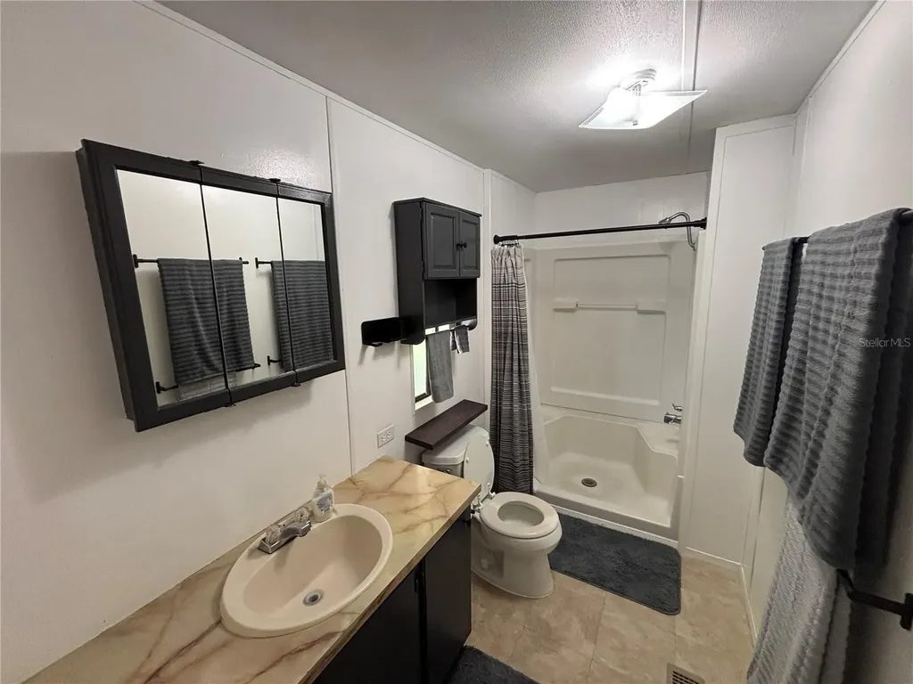 2067 SE 181st Terrace Silver Springs FL 34488