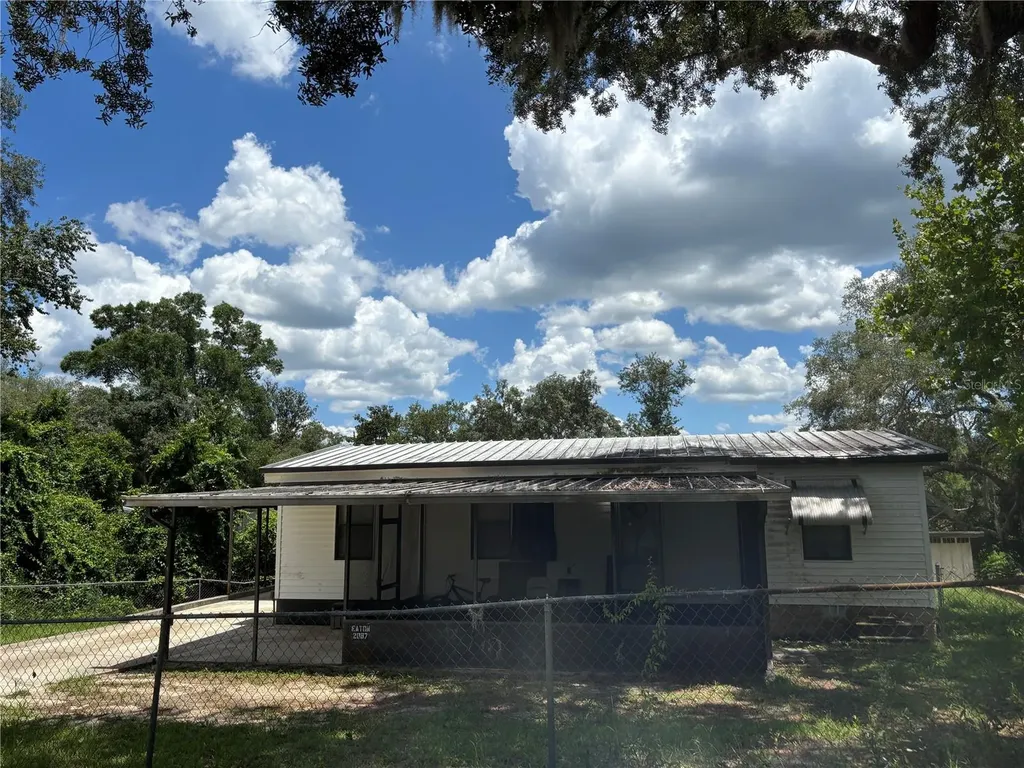 2067 SE 181st Terrace Silver Springs FL 34488