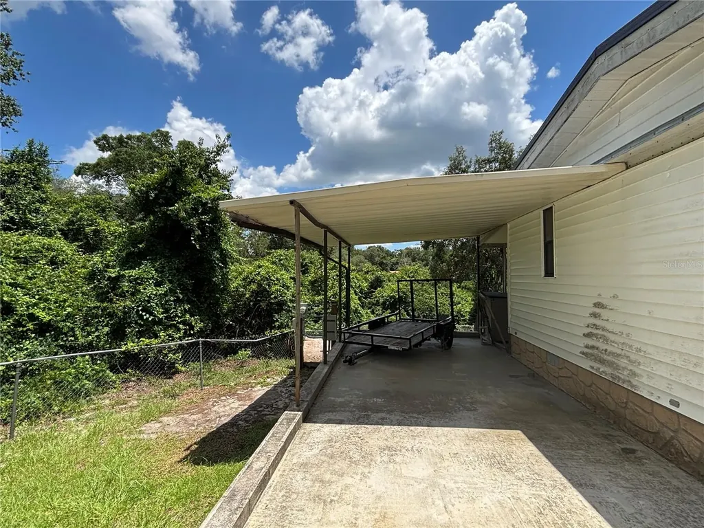 2067 SE 181st Terrace Silver Springs FL 34488