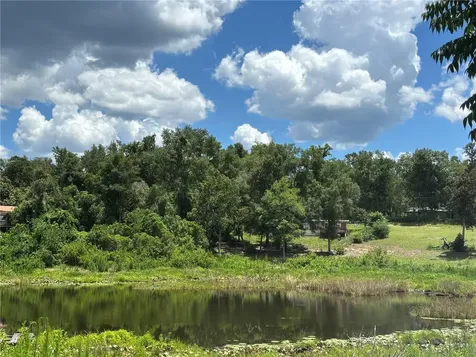 2067 SE 181st Terrace Silver Springs FL 34488