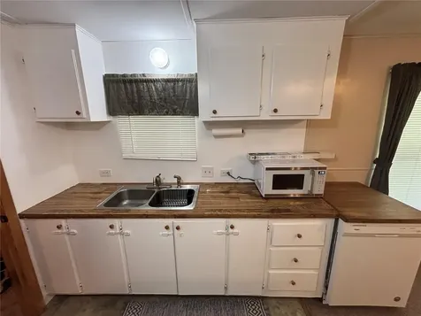 2067 SE 181st Terrace Silver Springs FL 34488