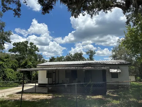 2067 SE 181st Terrace Silver Springs FL 34488
