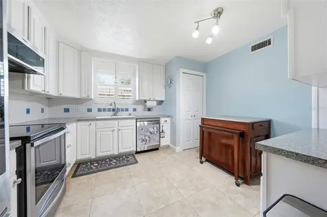 4214 Lake Underhill Road Orlando FL 32803