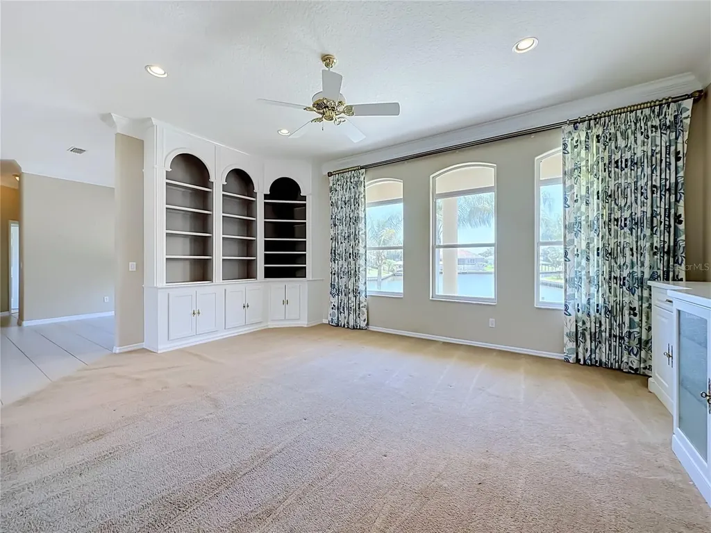 20 Cedarview Court Palm Coast FL 32137