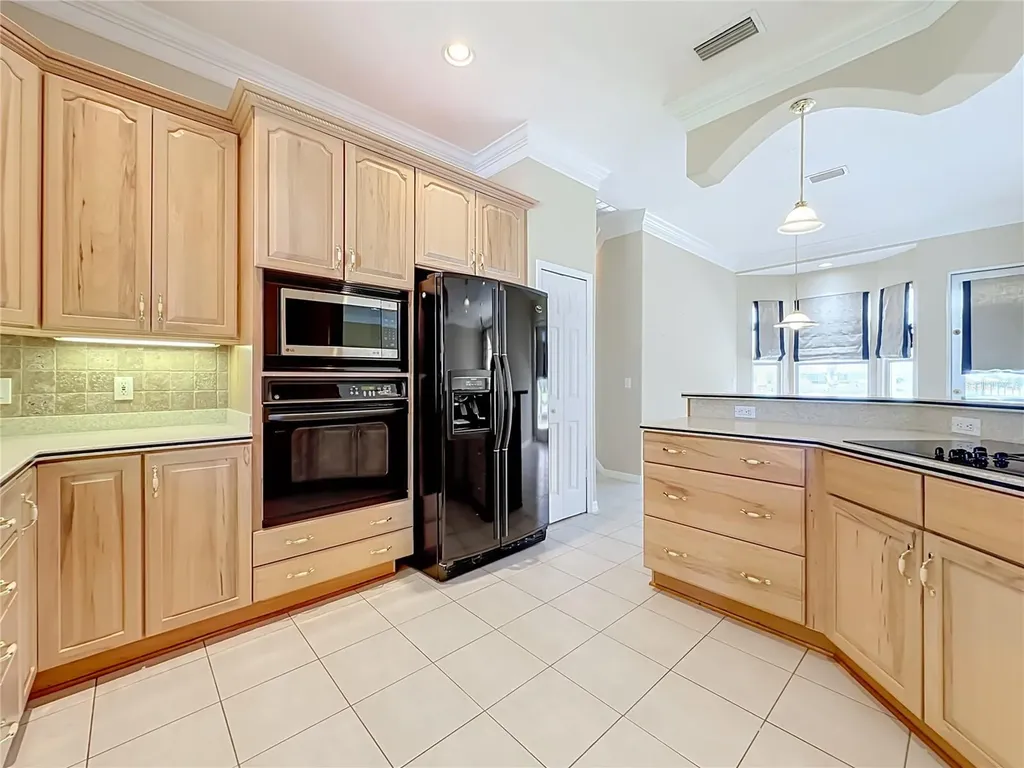 20 Cedarview Court Palm Coast FL 32137