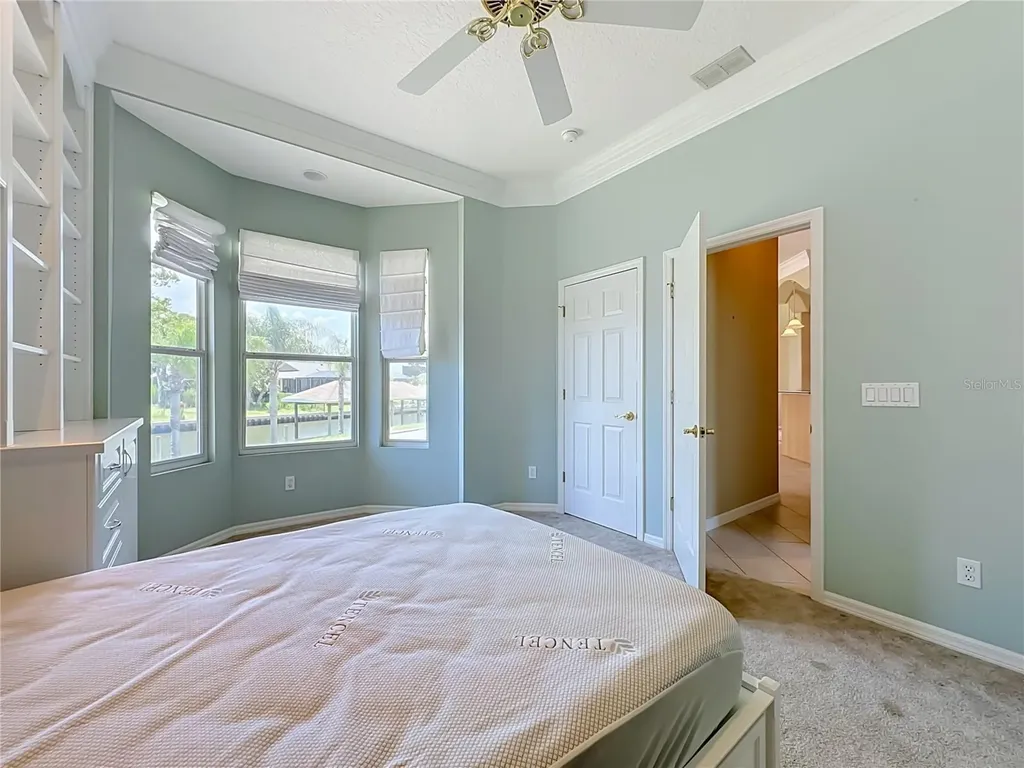 20 Cedarview Court Palm Coast FL 32137