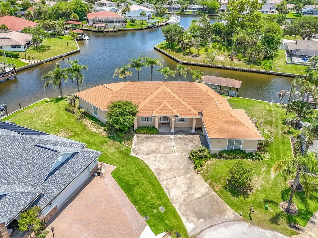 20 Cedarview Court Palm Coast FL 32137