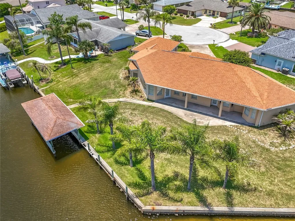 20 Cedarview Court Palm Coast FL 32137