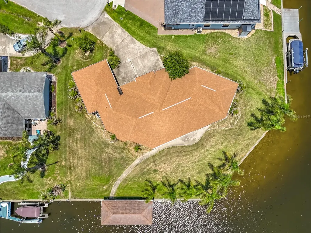 20 Cedarview Court Palm Coast FL 32137