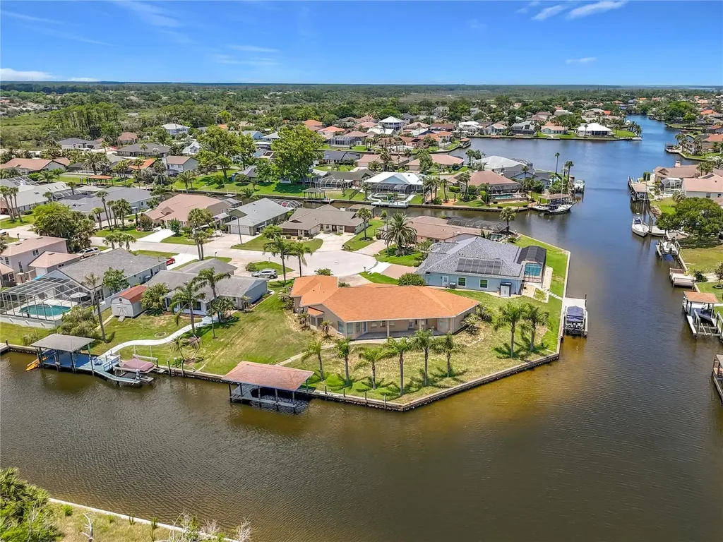 20 Cedarview Court Palm Coast FL 32137