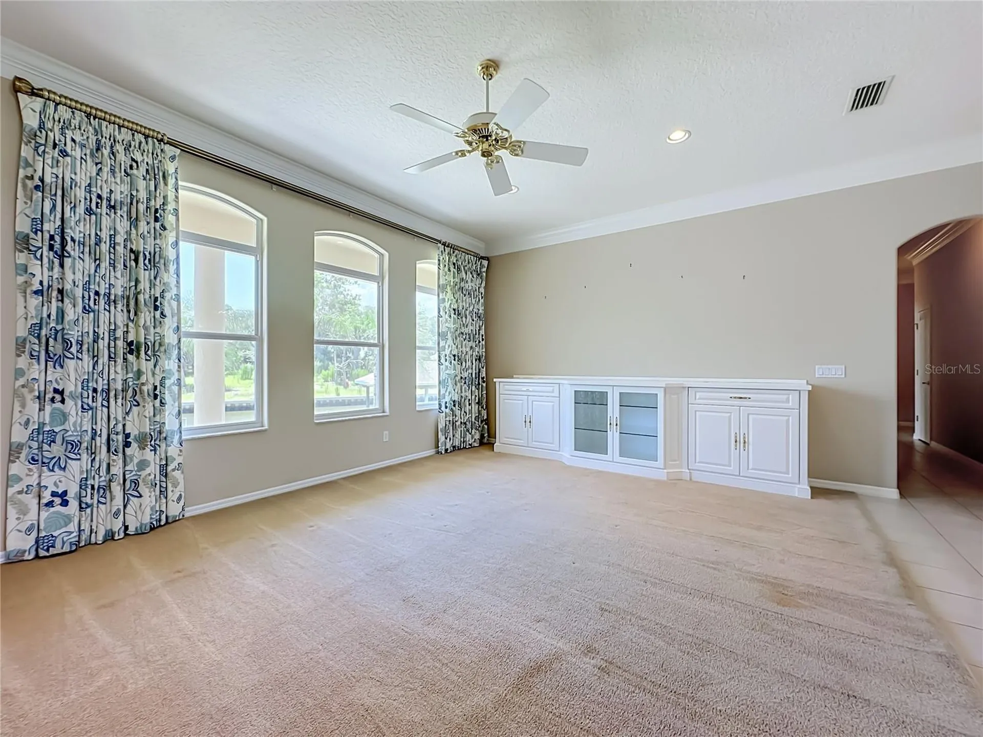 20 Cedarview Court Palm Coast FL 32137