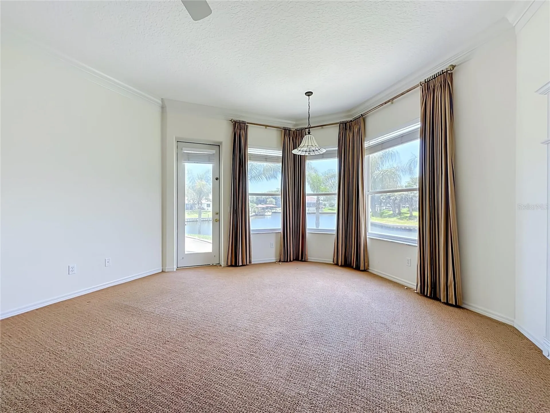 20 Cedarview Court Palm Coast FL 32137