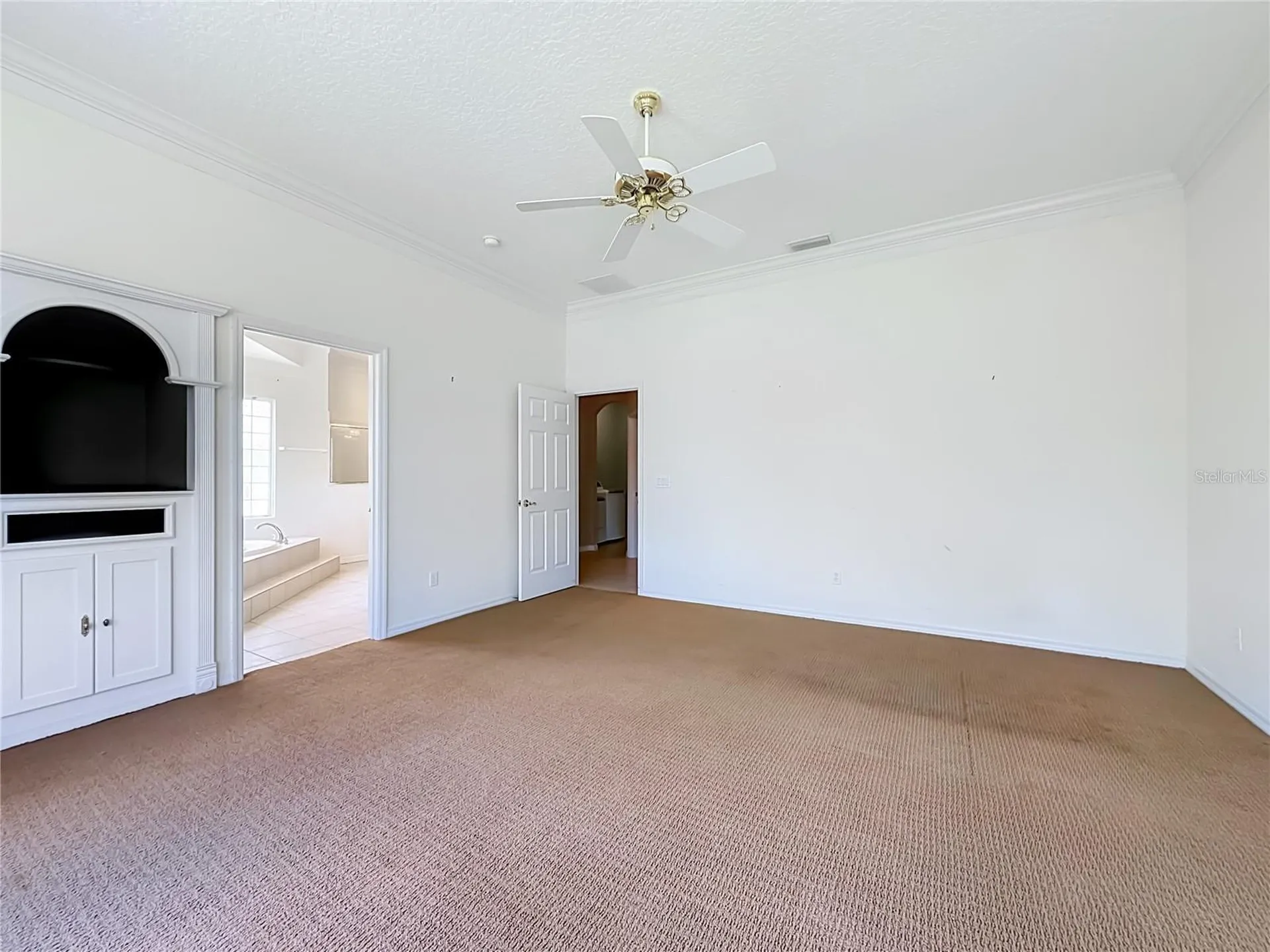 20 Cedarview Court Palm Coast FL 32137