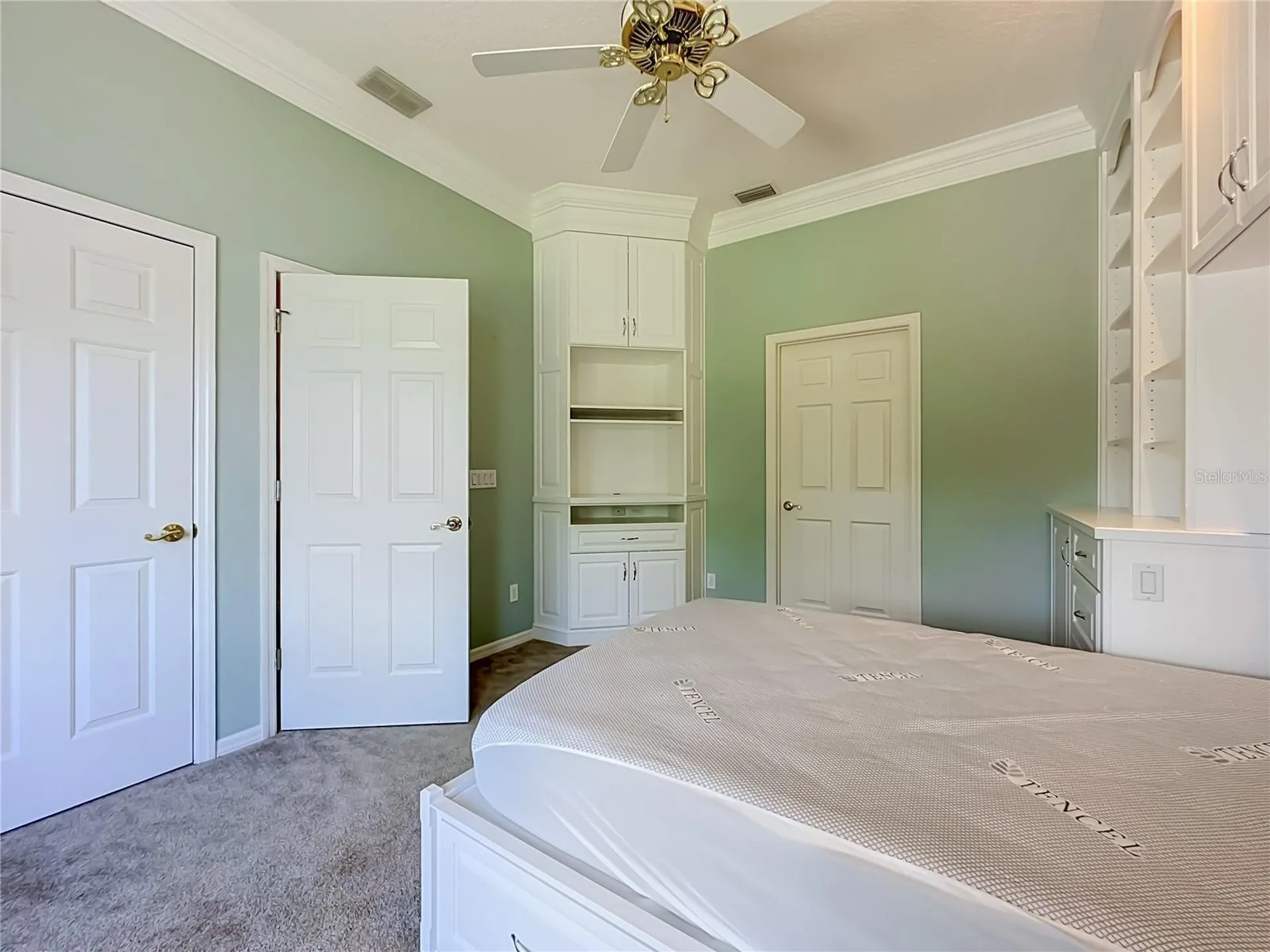 20 Cedarview Court Palm Coast FL 32137