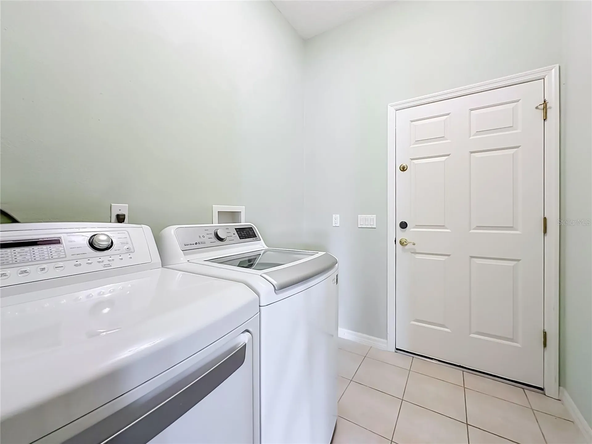 20 Cedarview Court Palm Coast FL 32137