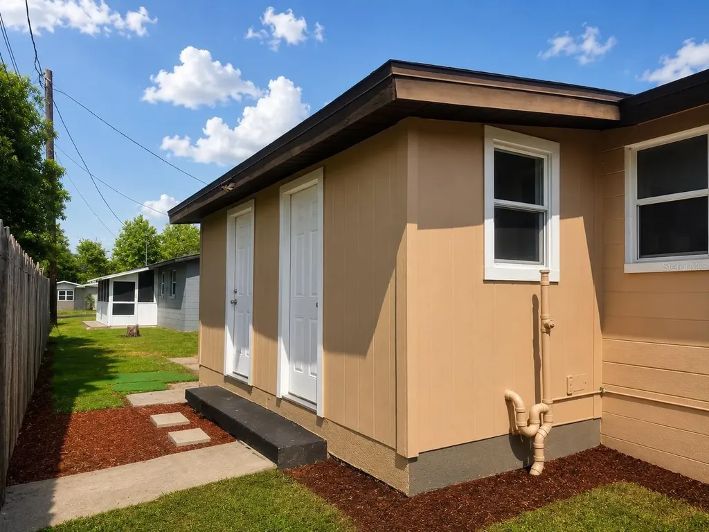 38413 & 38415 13th Avenue Zephyrhills FL 33542