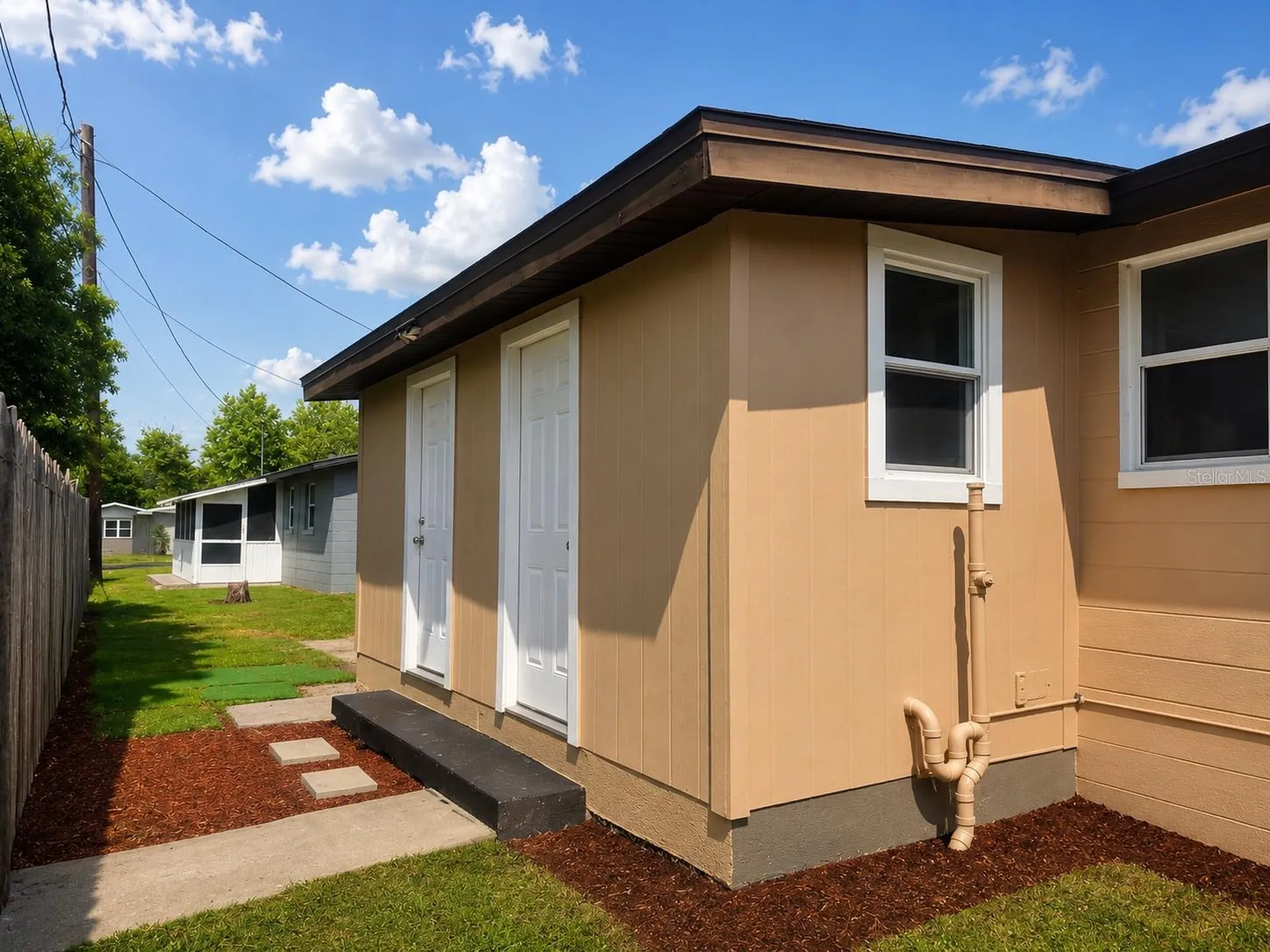 38413 & 38415 13th Avenue Zephyrhills FL 33542