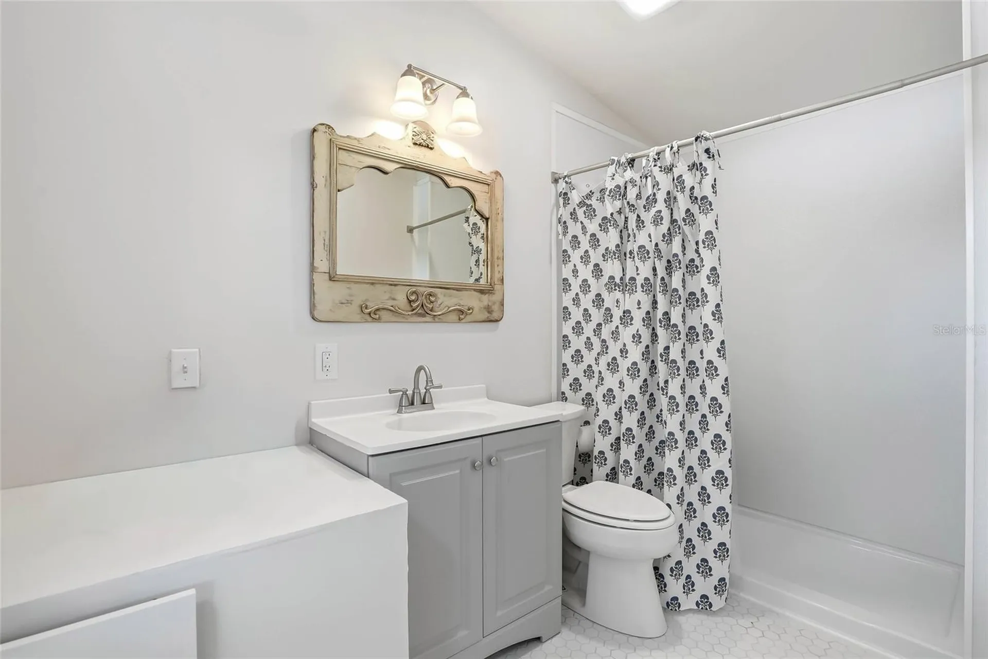 3305 W Ballast Point Boulevard Tampa FL 33611