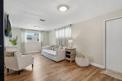 3305 W Ballast Point Boulevard Tampa FL 33611