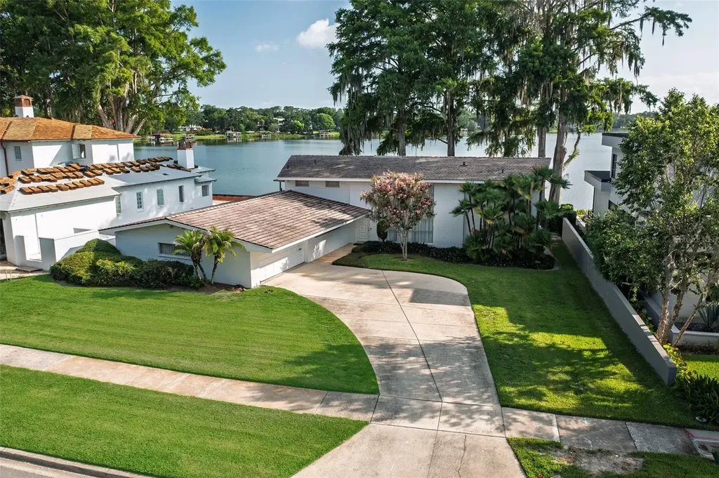 2655 Lake Shore Drive Orlando FL 32803