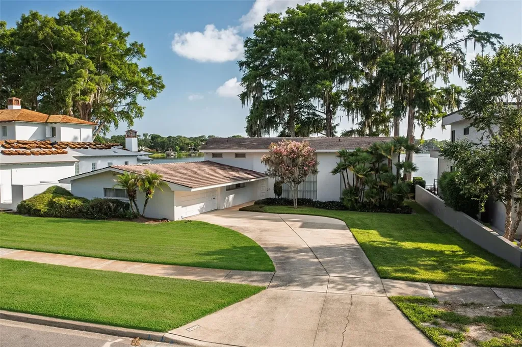 2655 Lake Shore Drive Orlando FL 32803