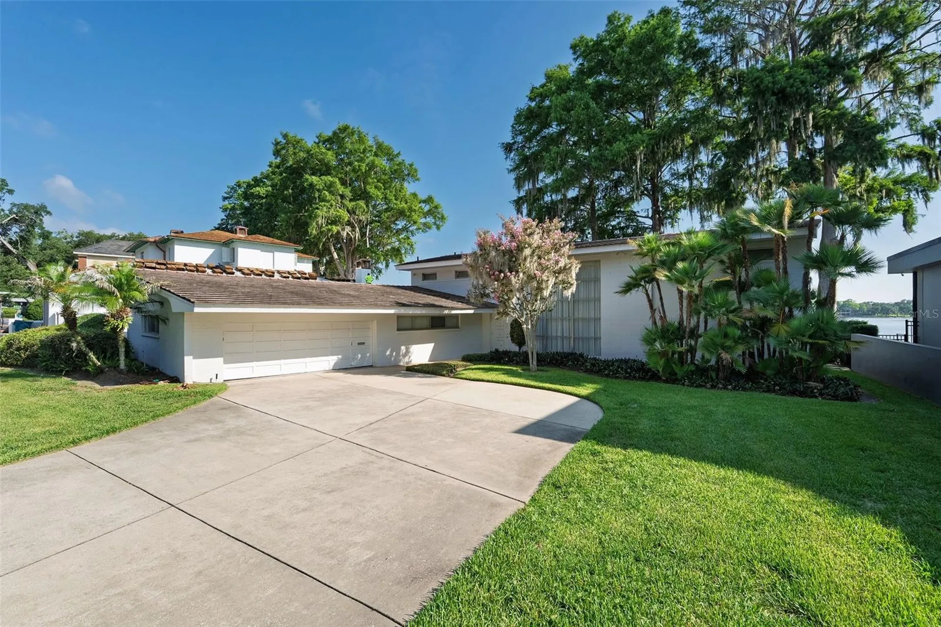 2655 Lake Shore Drive Orlando FL 32803