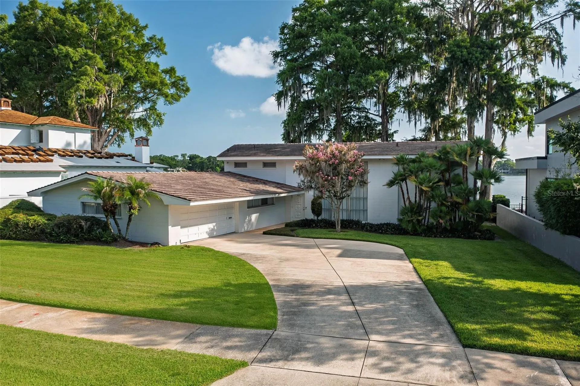 2655 Lake Shore Drive Orlando FL 32803